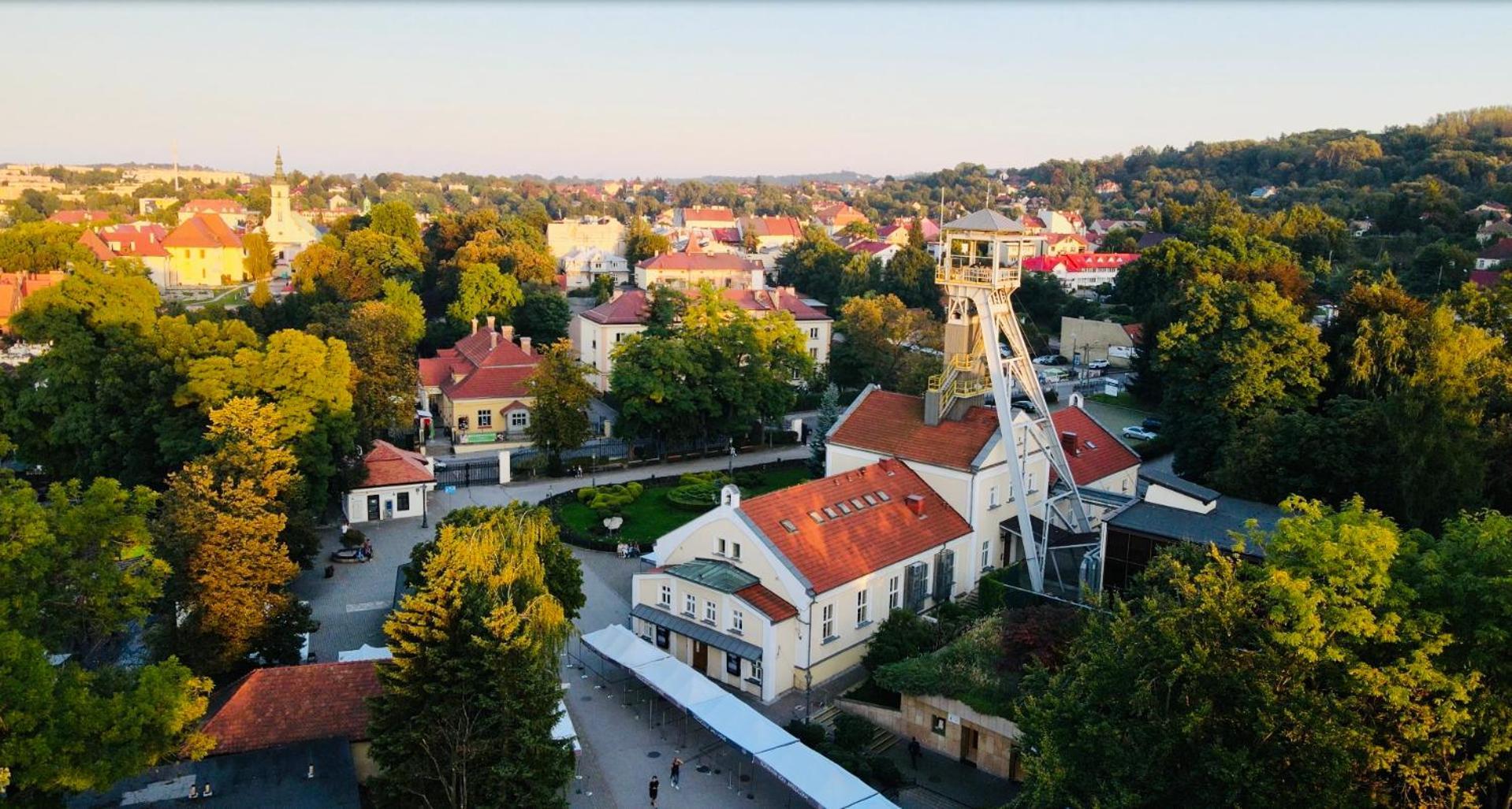 Mn Apartments Home - Wieliczka Town Экстерьер фото